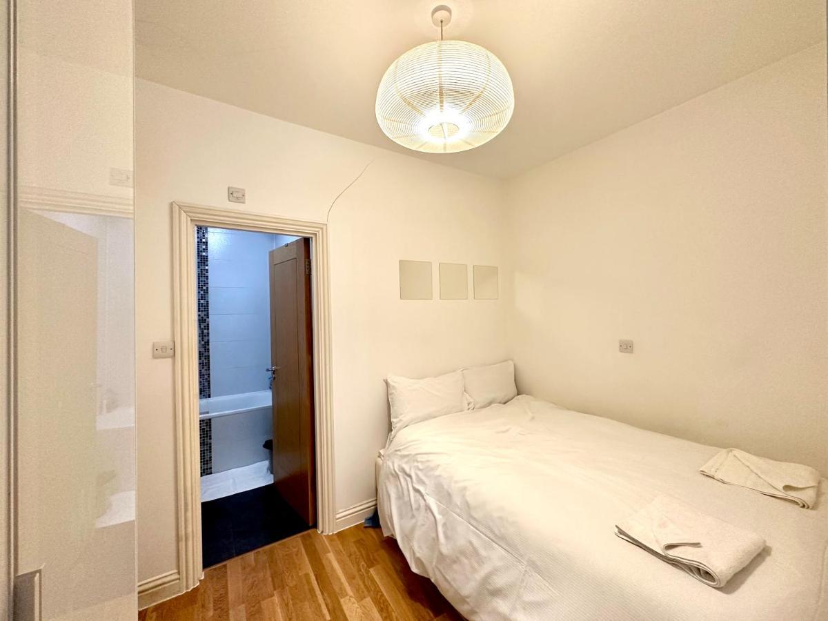 137 Guest House Camden Town London Exterior photo